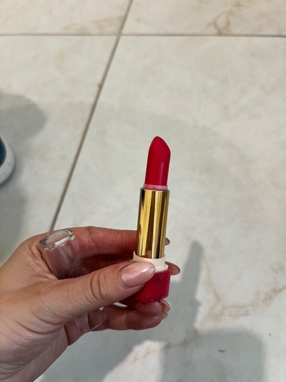 Red Lipstick Ruby Riche - Picture 3 of 3